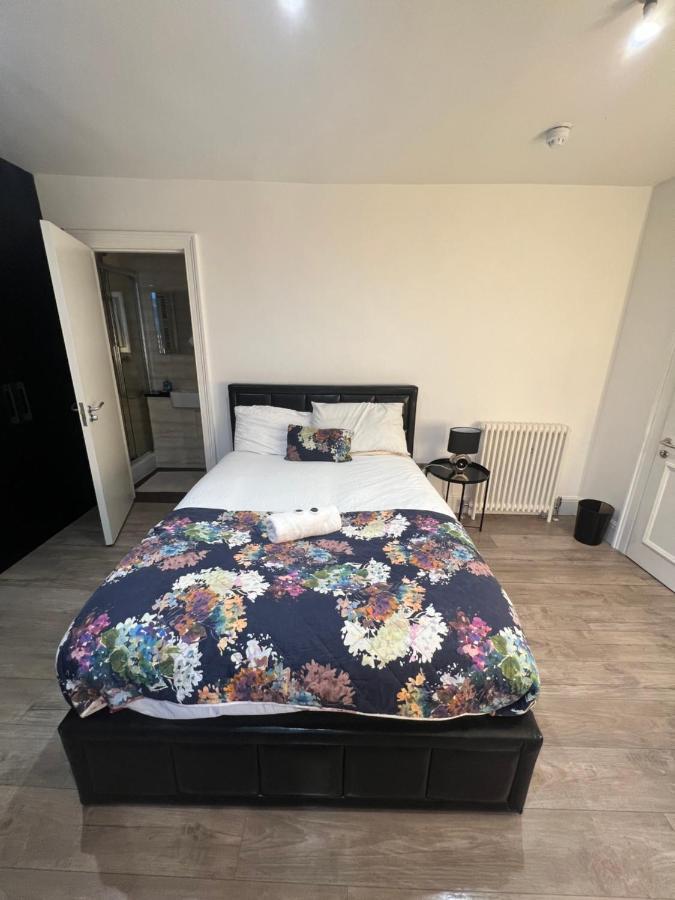 Проживание в семье Luxury Double W/ Private Bathroom Эдинбург